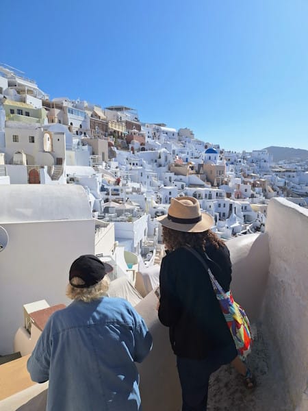 Santorini for solo travelers: Carefully selected women-run and women-led tours